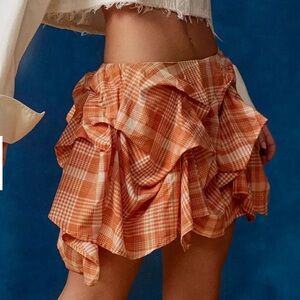 BDG Urban Outfitters Orange Plaid Ruffled Mini Skirt🍁🍂